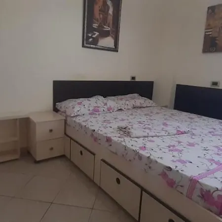 Appartamento Lovely Apt.4-2